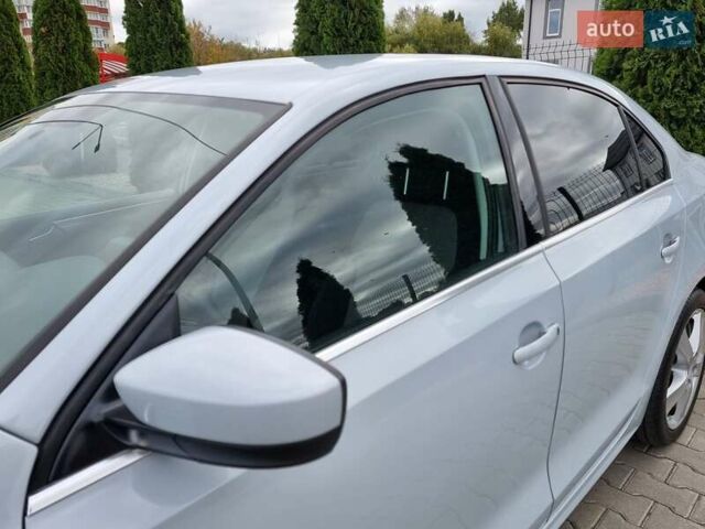 Белый Фольксваген Джетта, объемом двигателя 1.4 л и пробегом 164 тыс. км за 9999 $, фото 12 на Automoto.ua