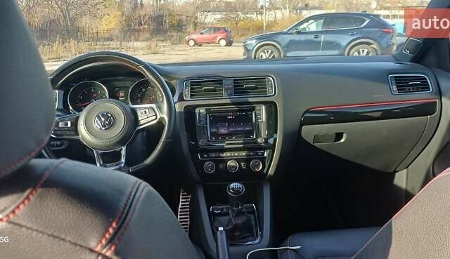 Белый Фольксваген Джетта, объемом двигателя 1.98 л и пробегом 63 тыс. км за 14000 $, фото 6 на Automoto.ua