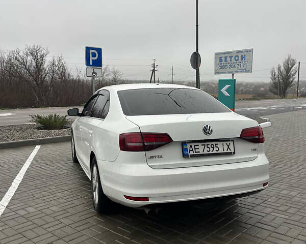 Белый Фольксваген Джетта, объемом двигателя 1.4 л и пробегом 120 тыс. км за 10900 $, фото 4 на Automoto.ua