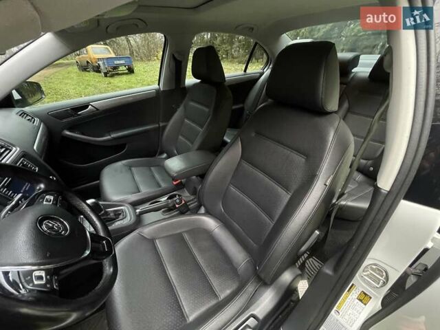 Белый Фольксваген Джетта, объемом двигателя 1.4 л и пробегом 110 тыс. км за 12300 $, фото 17 на Automoto.ua