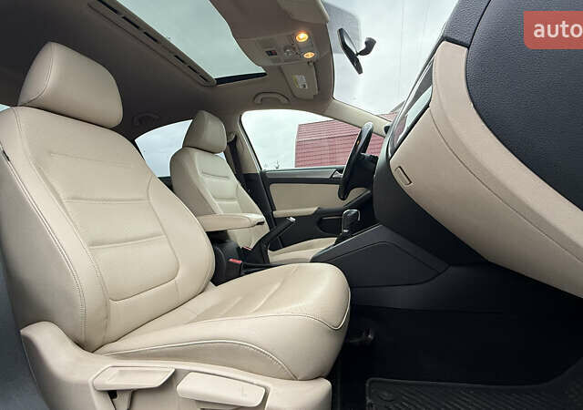 Белый Фольксваген Джетта, объемом двигателя 1.4 л и пробегом 149 тыс. км за 11500 $, фото 29 на Automoto.ua