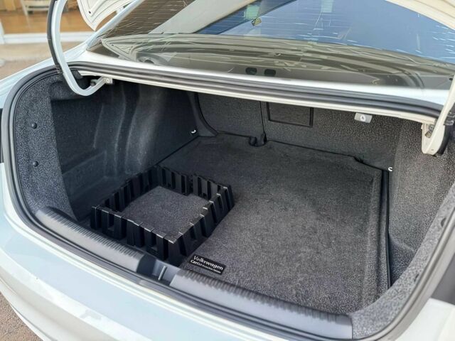 Белый Фольксваген Джетта, объемом двигателя 1.8 л и пробегом 63 тыс. км за 3100 $, фото 14 на Automoto.ua