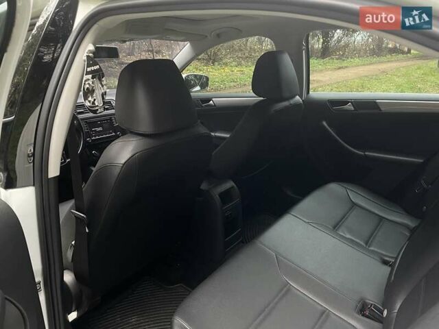 Белый Фольксваген Джетта, объемом двигателя 1.4 л и пробегом 110 тыс. км за 12300 $, фото 16 на Automoto.ua