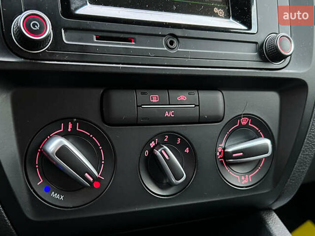 Белый Фольксваген Джетта, объемом двигателя 1.39 л и пробегом 110 тыс. км за 9650 $, фото 15 на Automoto.ua
