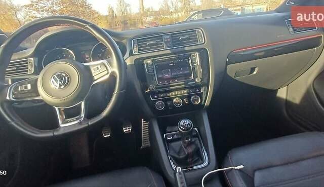 Белый Фольксваген Джетта, объемом двигателя 1.98 л и пробегом 63 тыс. км за 14000 $, фото 13 на Automoto.ua