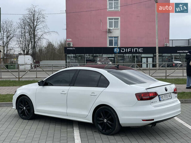 Белый Фольксваген Джетта, объемом двигателя 1.8 л и пробегом 118 тыс. км за 10000 $, фото 30 на Automoto.ua