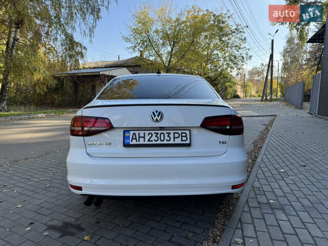 Фольксваген Джетта 2017 в Славянске на Automoto.ua Белый Фольксваген Джетта, объемом двигателя 1.4 л и пробегом 78 тыс. км за 12500 $, фото 6 на Automoto.ua