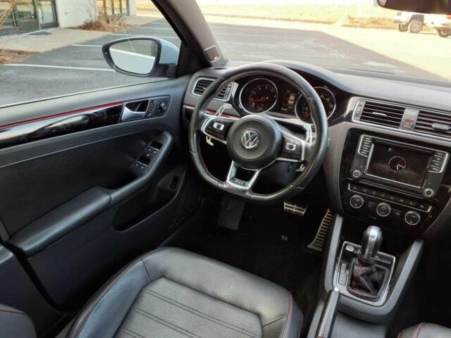 Белый Фольксваген Джетта, объемом двигателя 2 л и пробегом 55 тыс. км за 3800 $, фото 10 на Automoto.ua