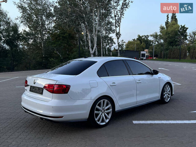 Белый Фольксваген Джетта, объемом двигателя 1.98 л и пробегом 82 тыс. км за 13500 $, фото 6 на Automoto.ua