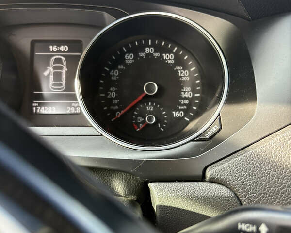 Белый Фольксваген Джетта, объемом двигателя 1.4 л и пробегом 175 тыс. км за 13000 $, фото 22 на Automoto.ua