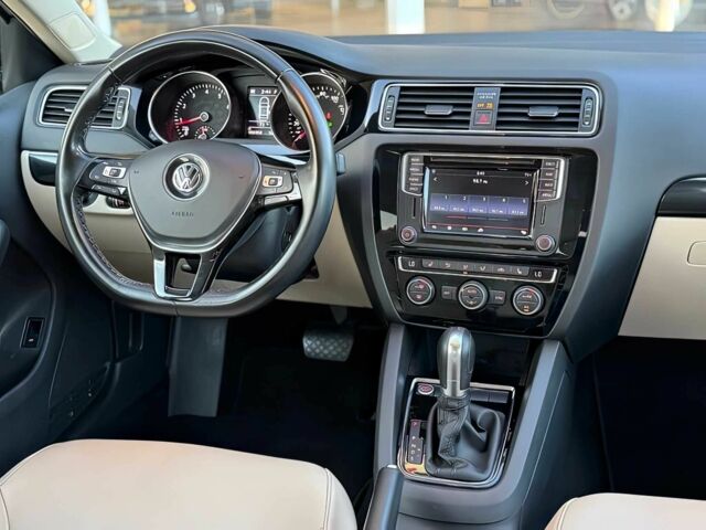 Белый Фольксваген Джетта, объемом двигателя 1.8 л и пробегом 63 тыс. км за 3100 $, фото 9 на Automoto.ua