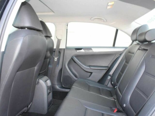 Белый Фольксваген Джетта, объемом двигателя 1.4 л и пробегом 56 тыс. км за 3100 $, фото 9 на Automoto.ua