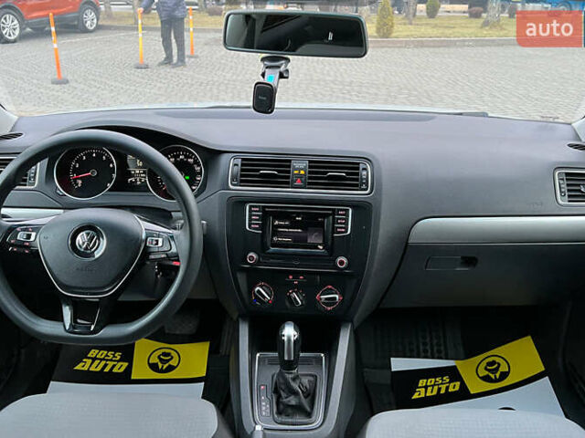 Белый Фольксваген Джетта, объемом двигателя 1.39 л и пробегом 110 тыс. км за 9650 $, фото 12 на Automoto.ua