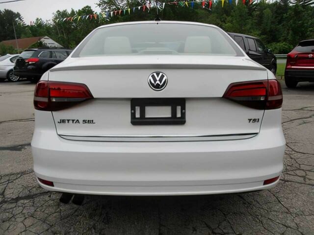 Белый Фольксваген Джетта, объемом двигателя 1.8 л и пробегом 58 тыс. км за 5900 $, фото 5 на Automoto.ua