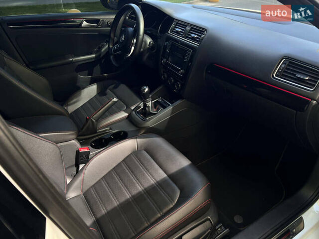 Белый Фольксваген Джетта, объемом двигателя 1.98 л и пробегом 82 тыс. км за 13500 $, фото 13 на Automoto.ua