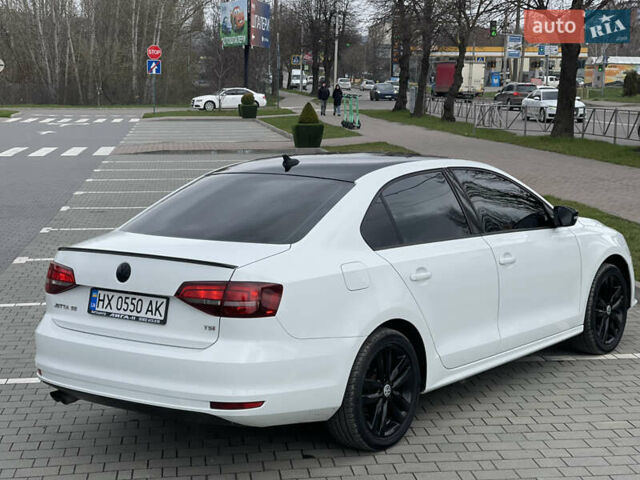 Белый Фольксваген Джетта, объемом двигателя 1.8 л и пробегом 118 тыс. км за 10000 $, фото 28 на Automoto.ua