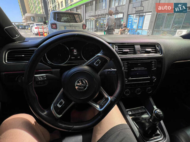 Белый Фольксваген Джетта, объемом двигателя 1.98 л и пробегом 82 тыс. км за 13500 $, фото 11 на Automoto.ua