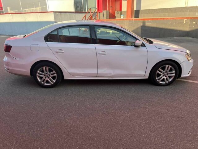 Белый Фольксваген Джетта, объемом двигателя 1.4 л и пробегом 296 тыс. км за 5500 $, фото 8 на Automoto.ua