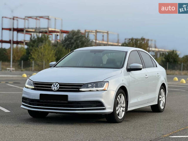Фольксваген Джетта 2017 в Киеве на Automoto.ua Белый Фольксваген Джетта, объемом двигателя 1.4 л и пробегом 190 тыс. км за 9200 $, фото 1 на Automoto.ua