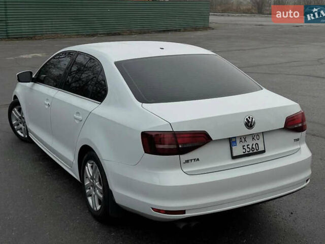 Белый Фольксваген Джетта, объемом двигателя 1.4 л и пробегом 130 тыс. км за 10500 $, фото 5 на Automoto.ua