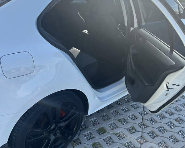 Белый Фольксваген Джетта, объемом двигателя 1.39 л и пробегом 119 тыс. км за 12400 $, фото 19 на Automoto.ua