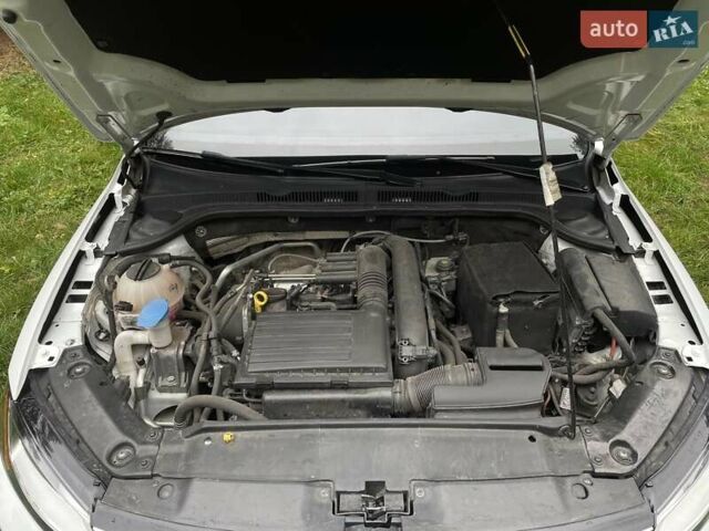 Белый Фольксваген Джетта, объемом двигателя 1.4 л и пробегом 110 тыс. км за 12300 $, фото 13 на Automoto.ua