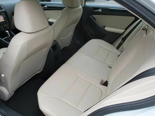 Белый Фольксваген Джетта, объемом двигателя 1.8 л и пробегом 58 тыс. км за 5900 $, фото 10 на Automoto.ua