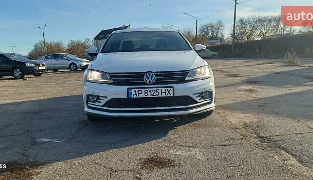 Белый Фольксваген Джетта, объемом двигателя 1.98 л и пробегом 63 тыс. км за 14000 $, фото 1 на Automoto.ua