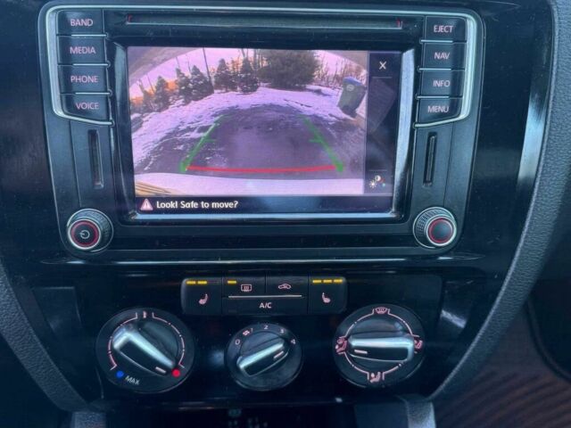 Білий Фольксваген Джетта, об'ємом двигуна 1.8 л та пробігом 57 тис. км за 3100 $, фото 7 на Automoto.ua