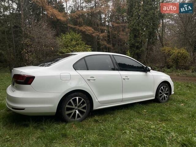 Белый Фольксваген Джетта, объемом двигателя 1.4 л и пробегом 110 тыс. км за 12300 $, фото 9 на Automoto.ua