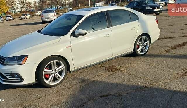 Белый Фольксваген Джетта, объемом двигателя 2 л и пробегом 63 тыс. км за 14000 $, фото 11 на Automoto.ua
