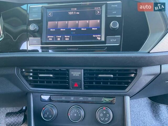 Белый Фольксваген Джетта, объемом двигателя 1.4 л и пробегом 129 тыс. км за 13999 $, фото 28 на Automoto.ua