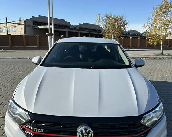 Белый Фольксваген Джетта, объемом двигателя 1.4 л и пробегом 99 тыс. км за 16000 $, фото 1 на Automoto.ua