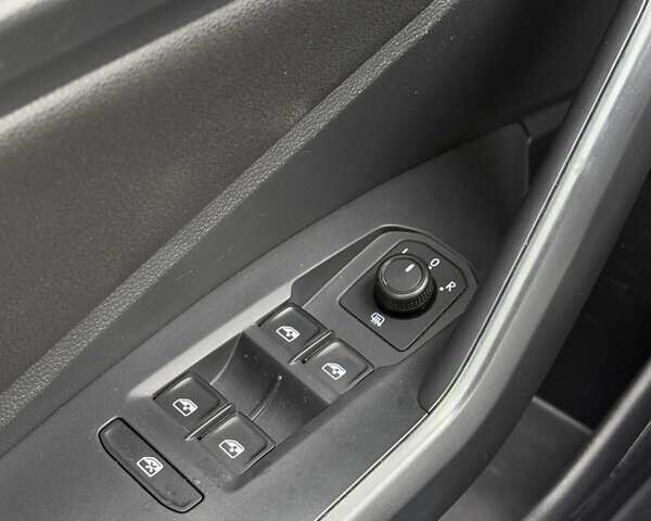 Белый Фольксваген Джетта, объемом двигателя 1.4 л и пробегом 112 тыс. км за 14300 $, фото 24 на Automoto.ua