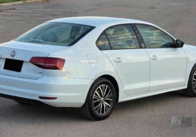 Белый Фольксваген Джетта, объемом двигателя 1.4 л и пробегом 88 тыс. км за 7900 $, фото 4 на Automoto.ua