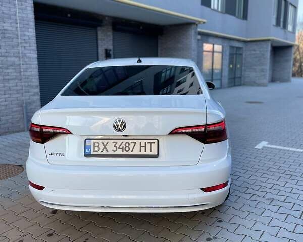 Белый Фольксваген Джетта, объемом двигателя 1.4 л и пробегом 129 тыс. км за 13999 $, фото 11 на Automoto.ua