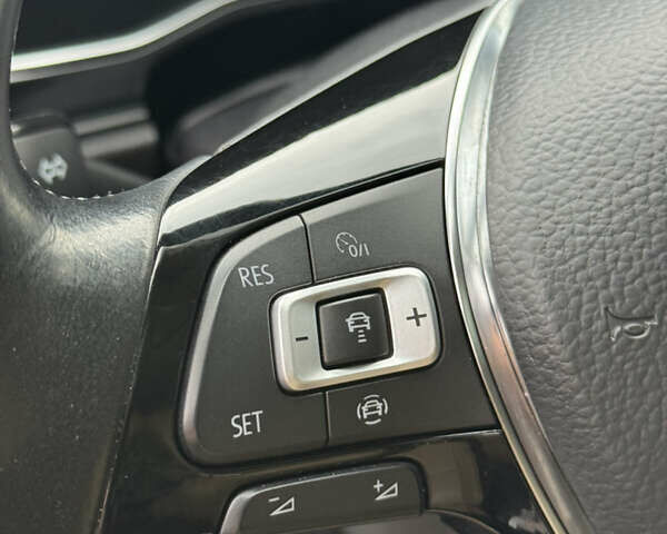 Белый Фольксваген Джетта, объемом двигателя 1.4 л и пробегом 87 тыс. км за 15999 $, фото 20 на Automoto.ua