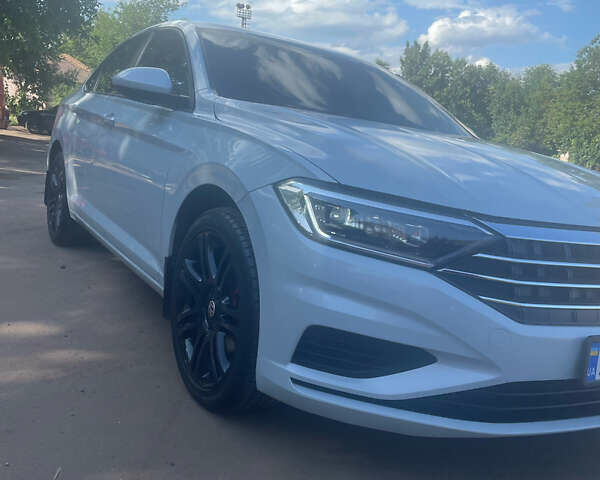 Белый Фольксваген Джетта, объемом двигателя 1.4 л и пробегом 103 тыс. км за 16000 $, фото 1 на Automoto.ua