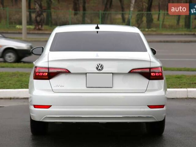 Белый Фольксваген Джетта, объемом двигателя 1.4 л и пробегом 152 тыс. км за 15000 $, фото 4 на Automoto.ua