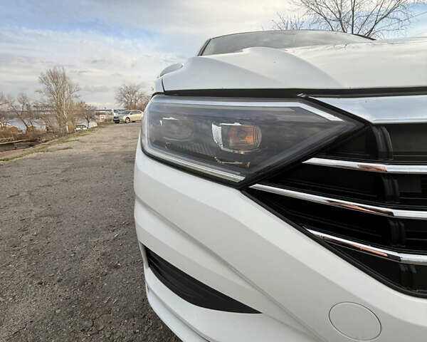 Белый Фольксваген Джетта, объемом двигателя 1.4 л и пробегом 180 тыс. км за 15999 $, фото 19 на Automoto.ua