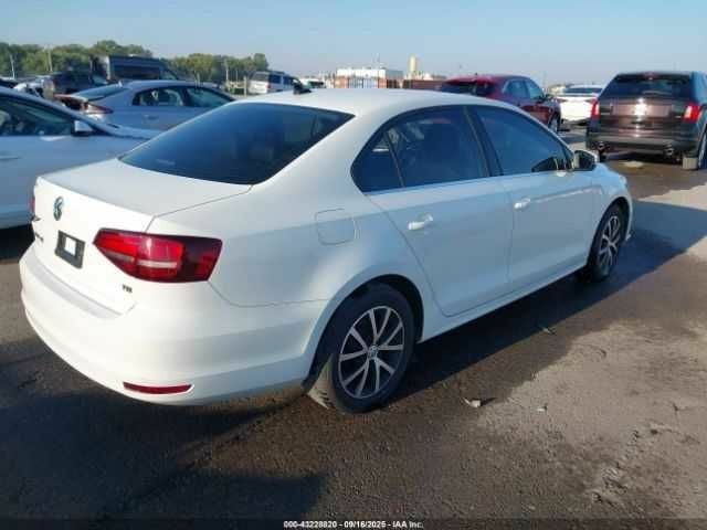 Фольксваген Джетта 2018 в Львове на Automoto.ua Белый Фольксваген Джетта, объемом двигателя 0 л и пробегом 75 тыс. км за 1500 $, фото 3 на Automoto.ua