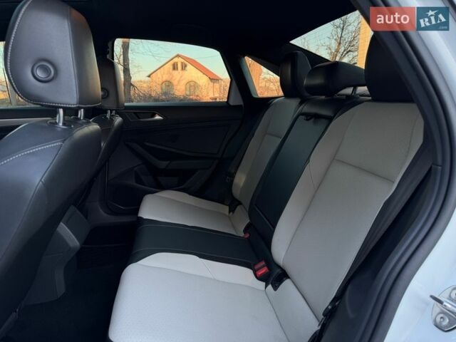 Белый Фольксваген Джетта, объемом двигателя 1.4 л и пробегом 100 тыс. км за 15500 $, фото 49 на Automoto.ua