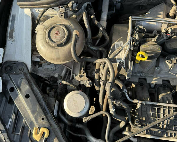 Белый Фольксваген Джетта, объемом двигателя 1.4 л и пробегом 131 тыс. км за 13914 $, фото 33 на Automoto.ua