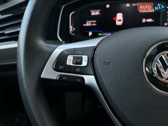 Білий Фольксваген Джетта, об'ємом двигуна 1.4 л та пробігом 70 тис. км за 15500 $, фото 35 на Automoto.ua