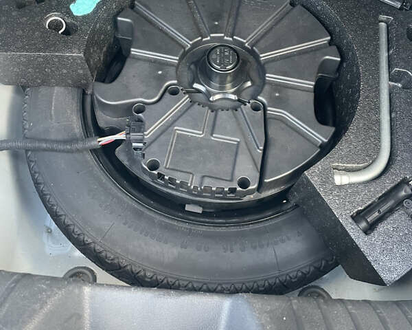 Білий Фольксваген Джетта, об'ємом двигуна 1.4 л та пробігом 151 тис. км за 14500 $, фото 22 на Automoto.ua