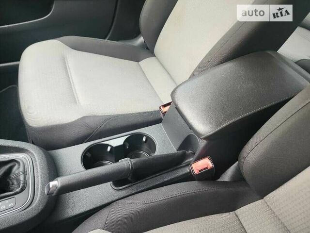 Белый Фольксваген Джетта, объемом двигателя 1.4 л и пробегом 105 тыс. км за 3000 $, фото 20 на Automoto.ua