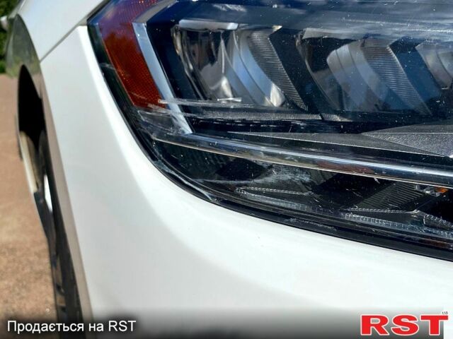 Белый Фольксваген Джетта, объемом двигателя 1.4 л и пробегом 183 тыс. км за 15700 $, фото 7 на Automoto.ua