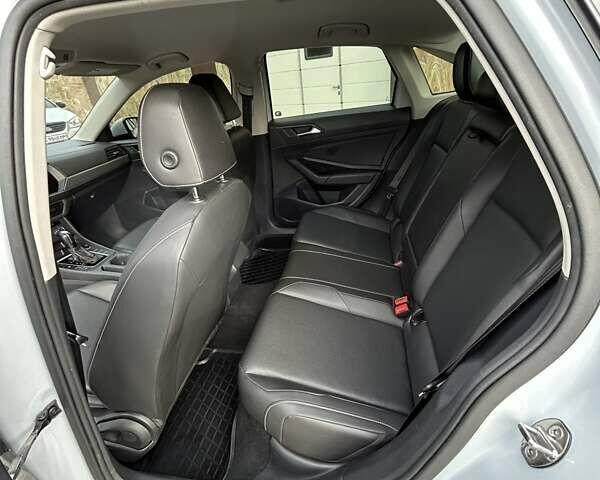 Белый Фольксваген Джетта, объемом двигателя 1.4 л и пробегом 79 тыс. км за 15700 $, фото 5 на Automoto.ua