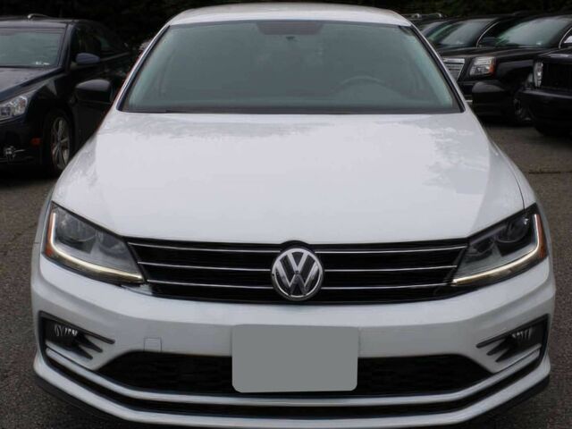 Белый Фольксваген Джетта, объемом двигателя 1.4 л и пробегом 36 тыс. км за 2250 $, фото 1 на Automoto.ua