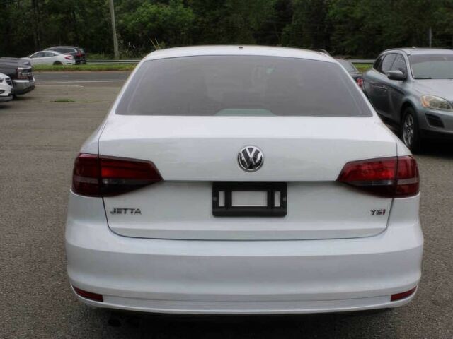 Белый Фольксваген Джетта, объемом двигателя 1.4 л и пробегом 36 тыс. км за 2250 $, фото 6 на Automoto.ua